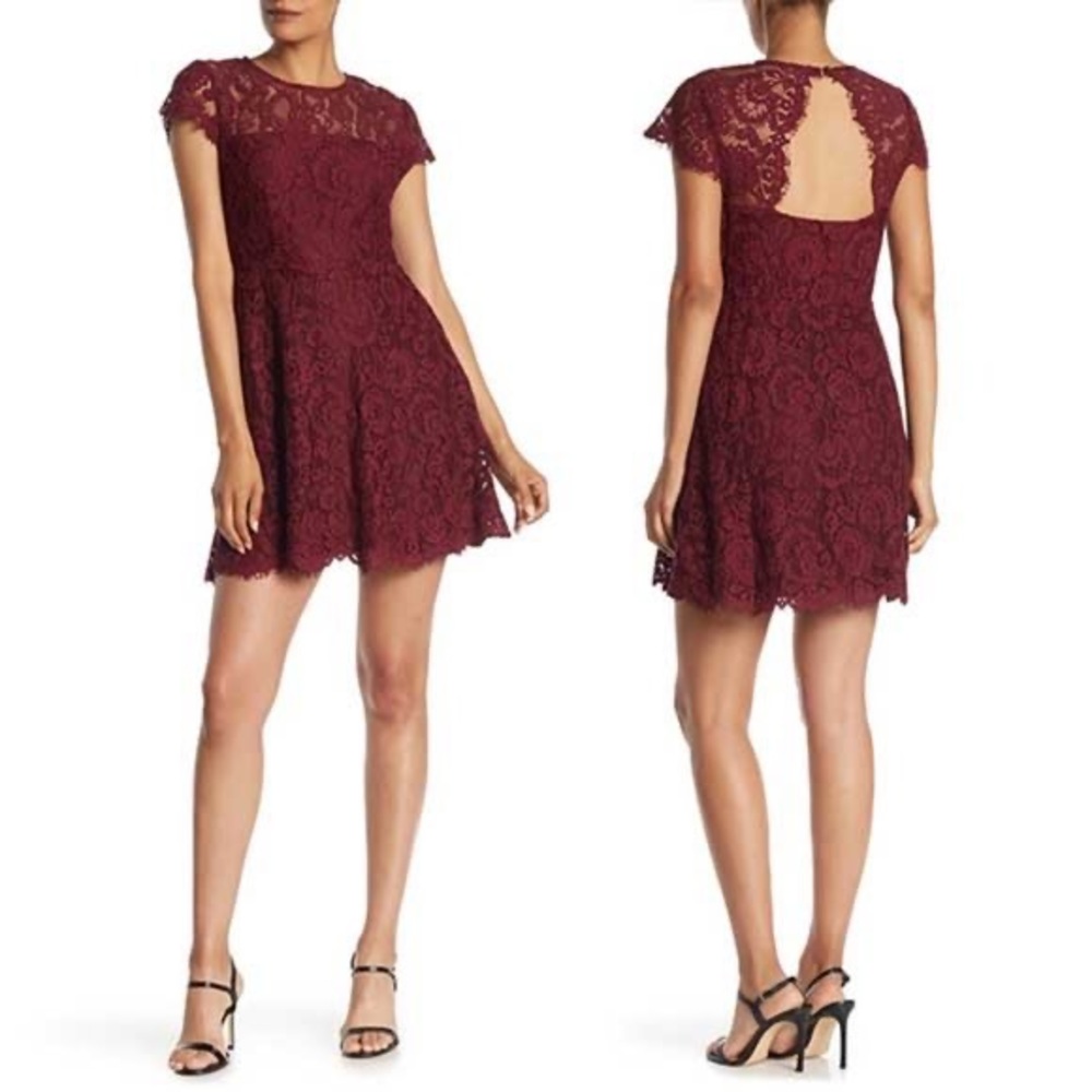 βοΈ NWT Show Me Your Mumu Alice Dress Darling Lace Berry Merlot M